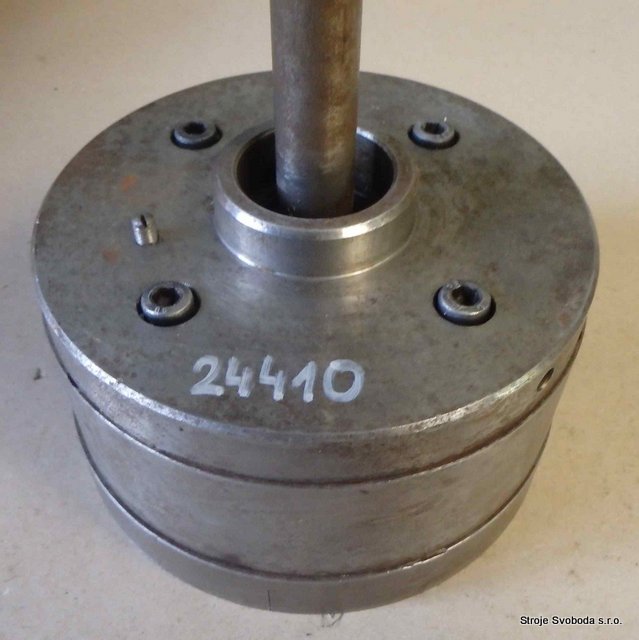 Elektromagnet prům. 155 (24410 (2).jpg)